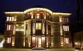 Minali Boutique Hotel